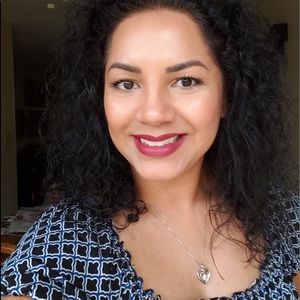 Meet your Posher, Nydia